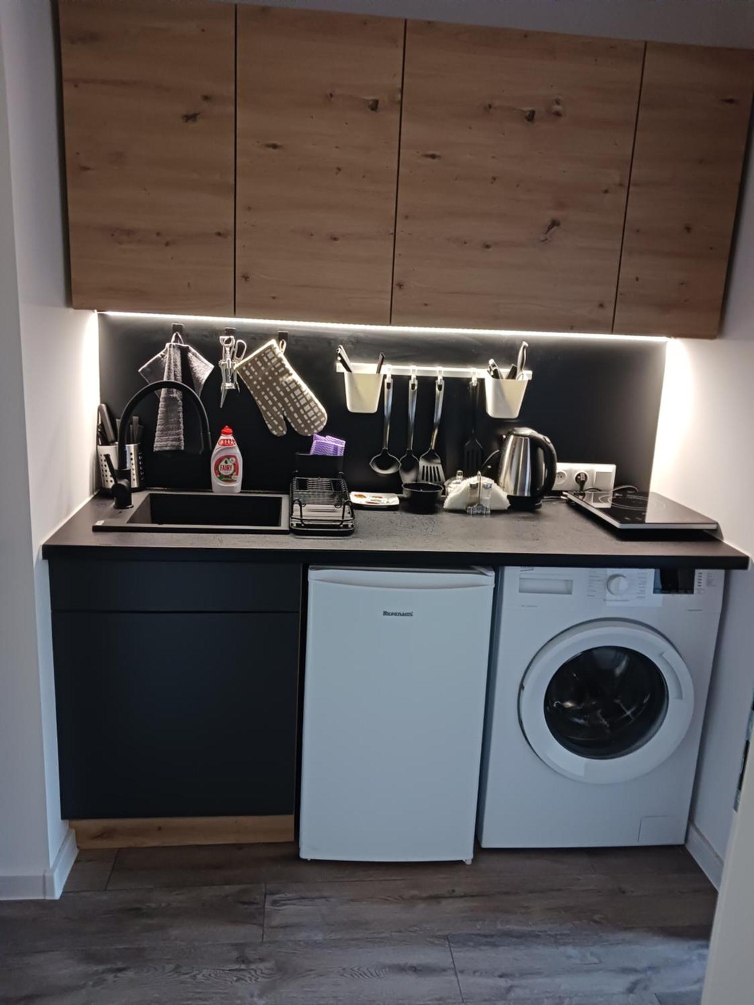 Apartamenty Marco 3-Bis- Przy Dworcu-Stare Miasto-Super Wi Fi Krakau Exterior foto